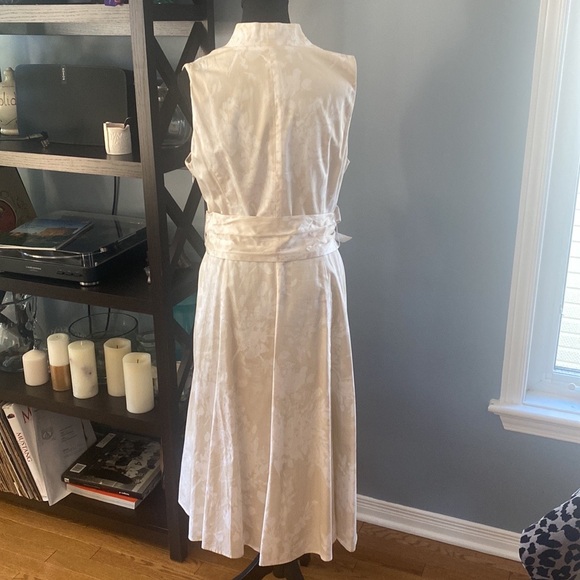 Jones New York Signature white & cream dress US14 - Picture 2 of 8